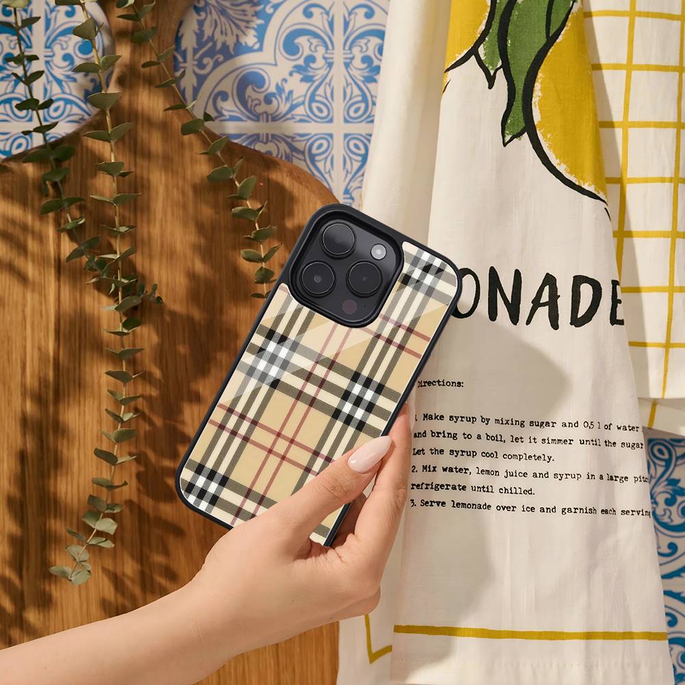 Brown Cloth Pattern Phone Case - đánh giá và giá Phone Cases Dior